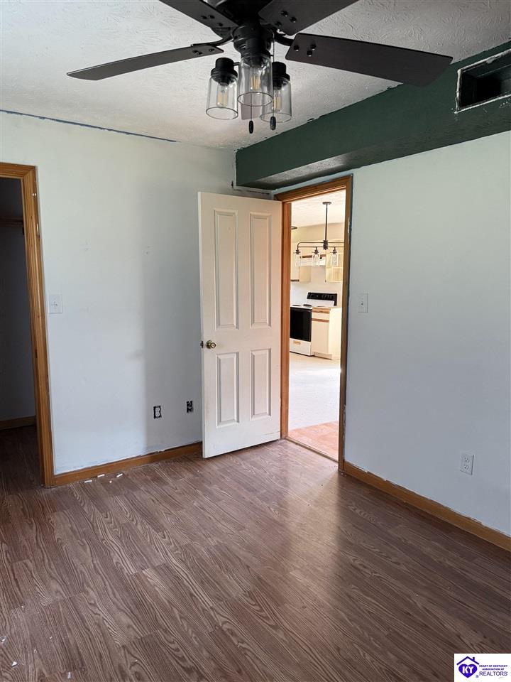 10202 S Highway 259 Unit 3 Property Photo 9