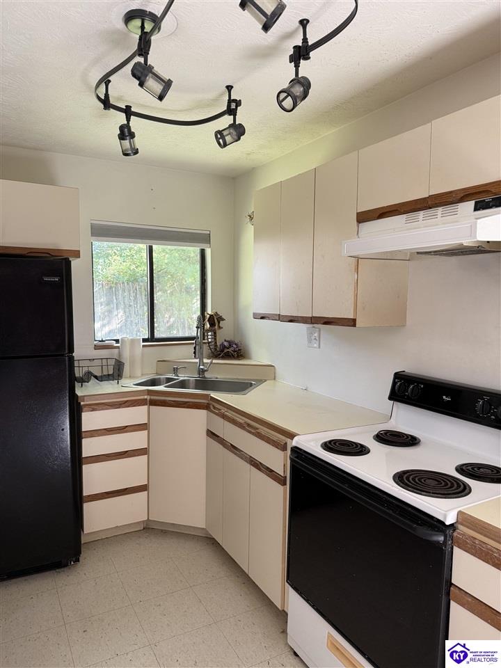 10202 S Highway 259 Unit 3 Property Photo 10