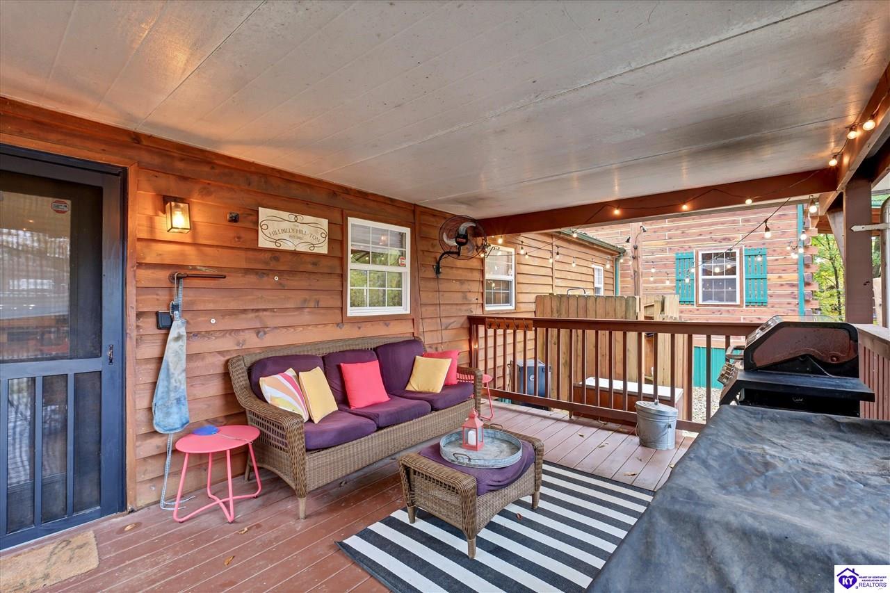 664 Pine Hurst Bay Property Photo 44