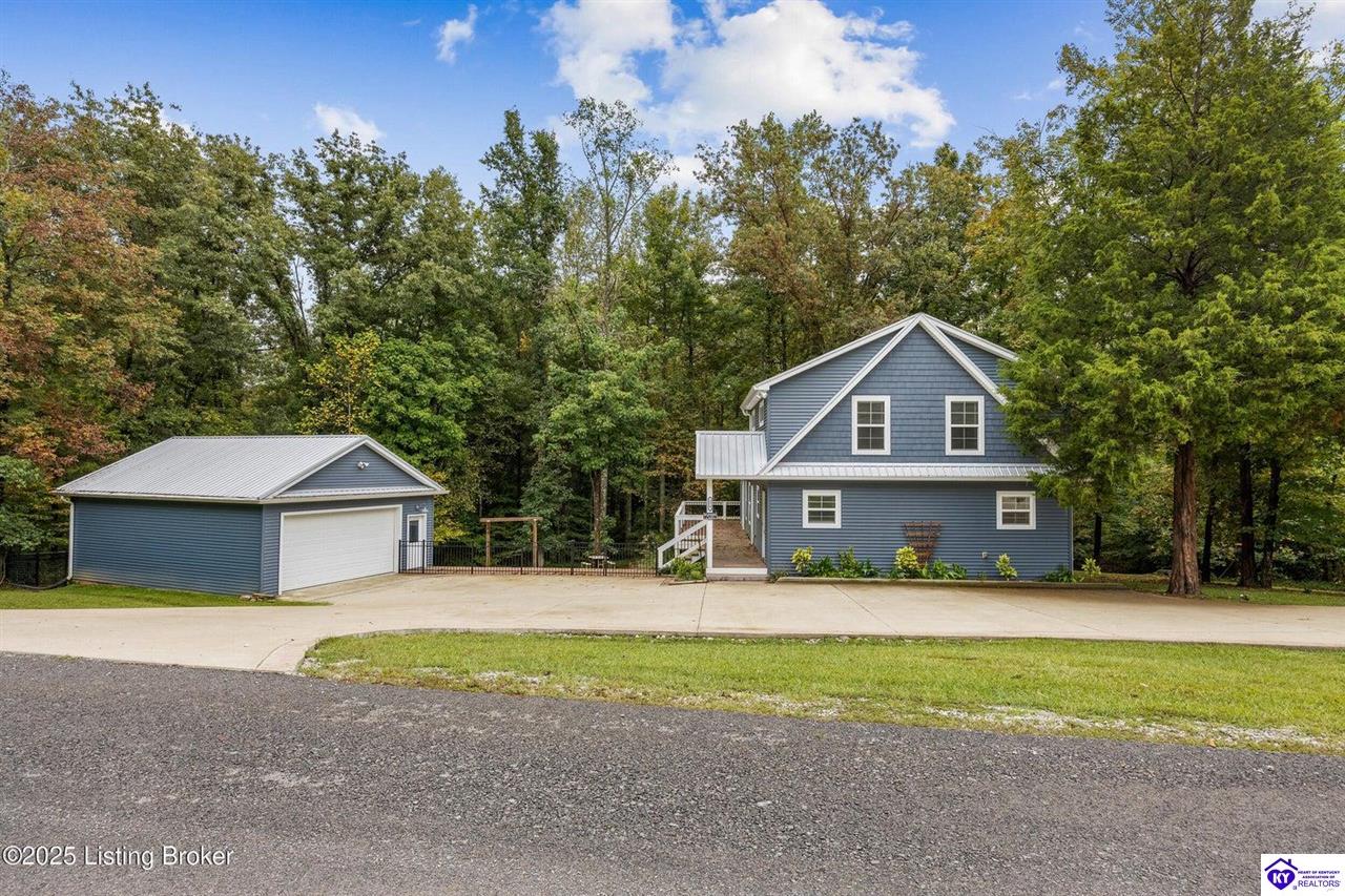 170 Moutardier Woods Road Property Photo 4