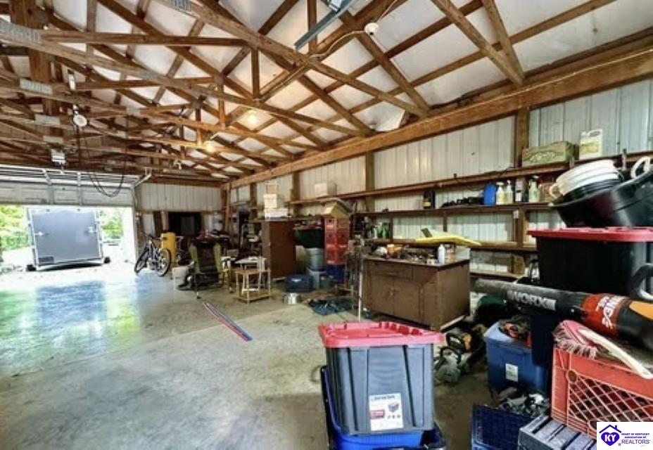 2212 Duff Road Property Photo 10