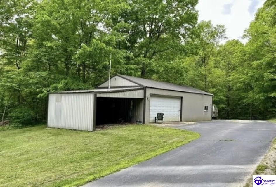 2212 Duff Road Property Photo 20
