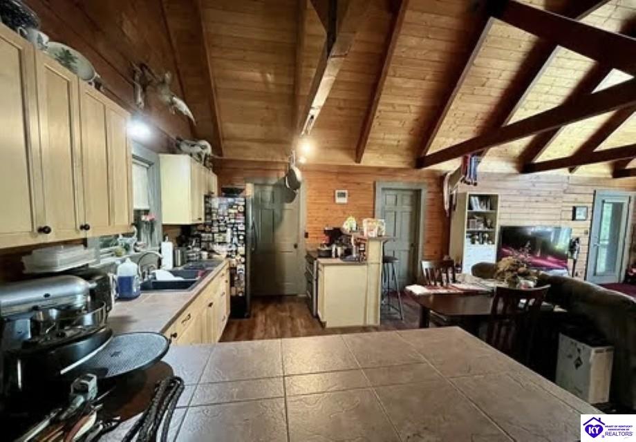 2212 Duff Road Property Photo 39
