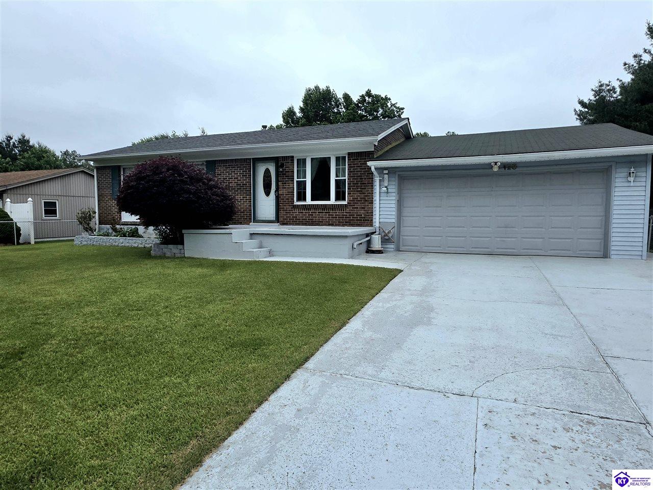 128 Parkside Circle Property Photo 3