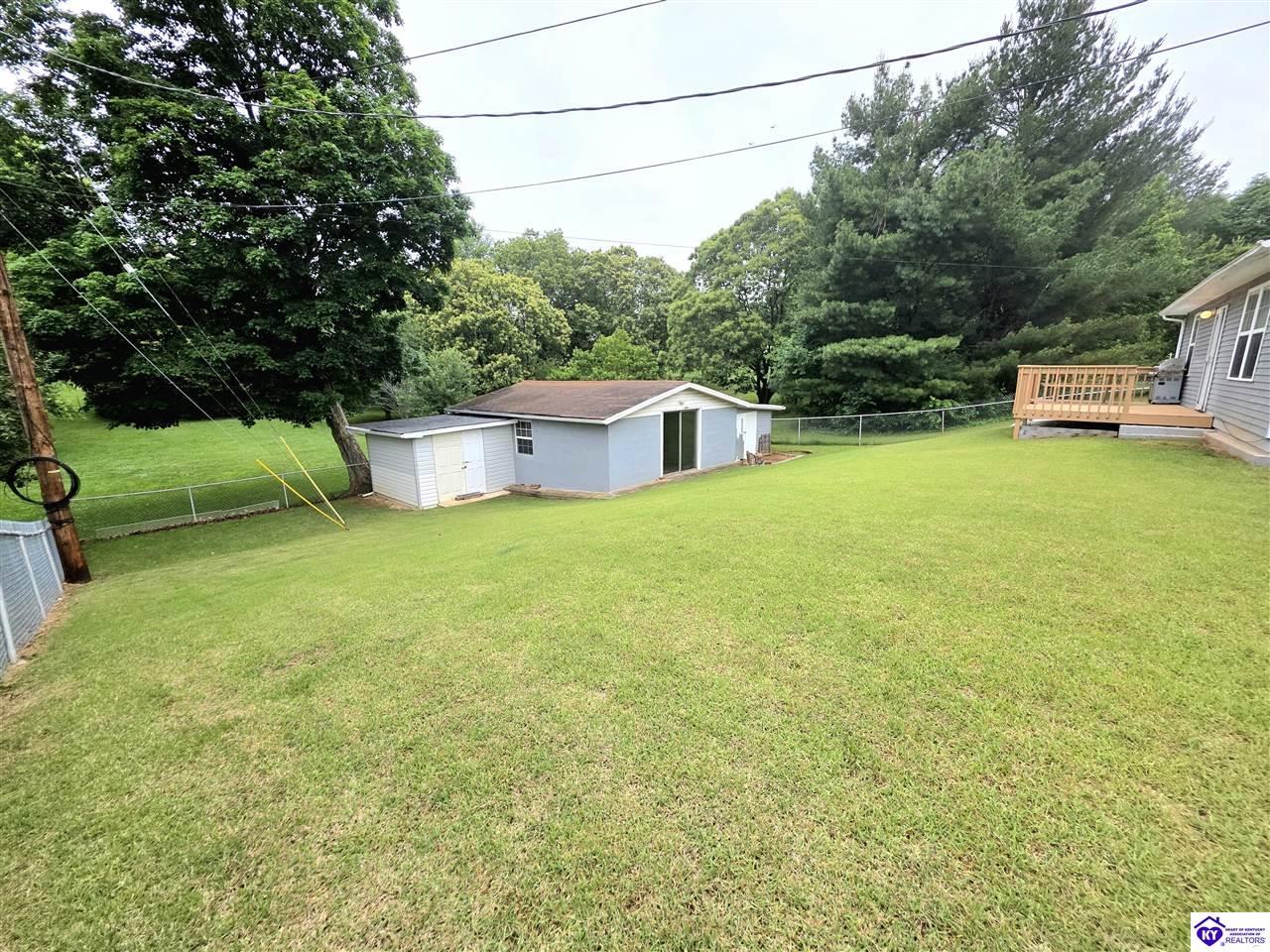 128 Parkside Circle Property Photo 4