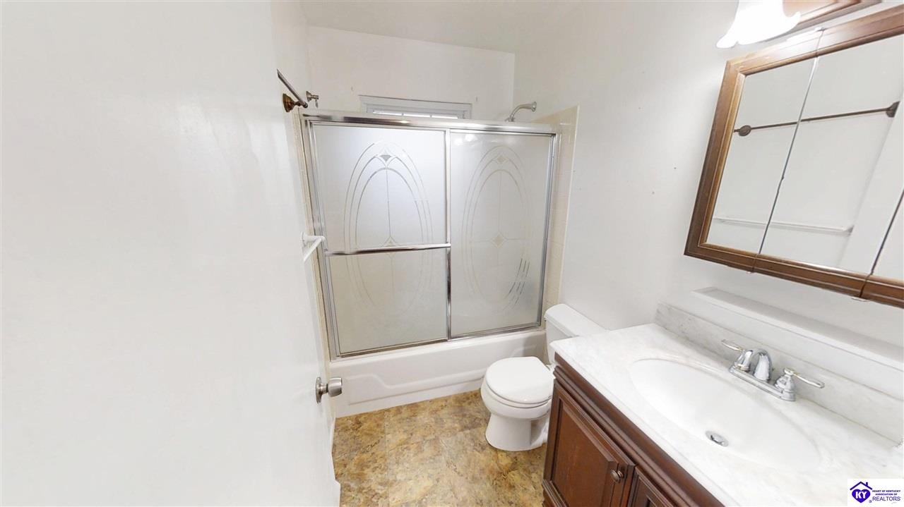 128 Parkside Circle Property Photo 21