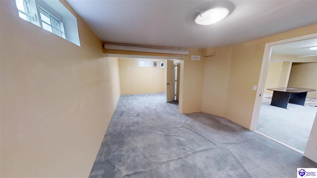 128 Parkside Circle Property Photo 27