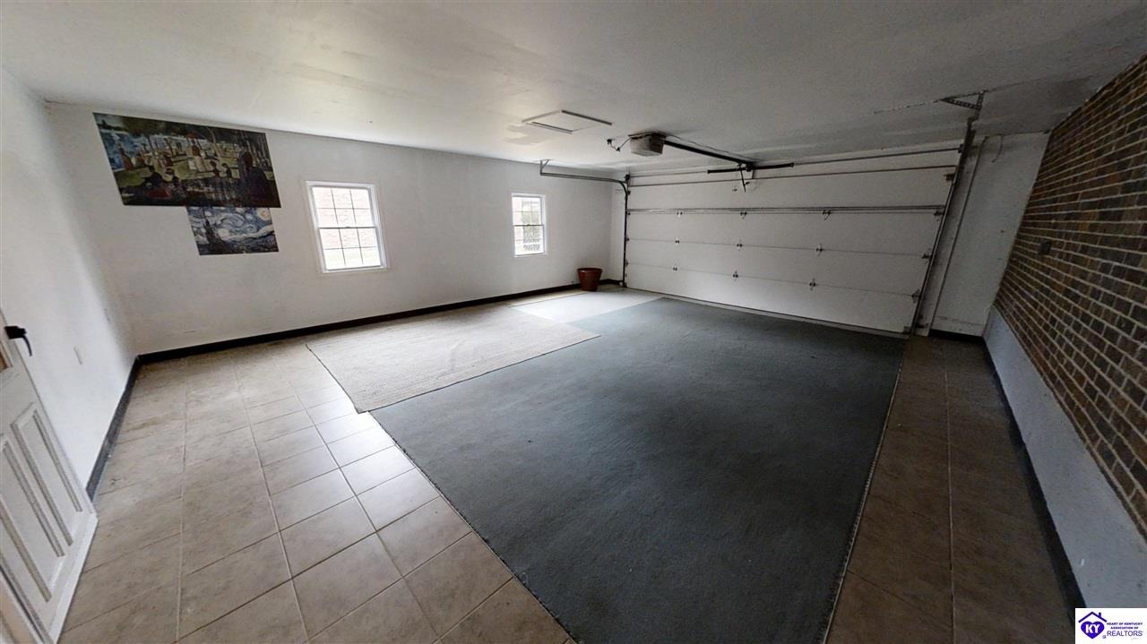 128 Parkside Circle Property Photo 30