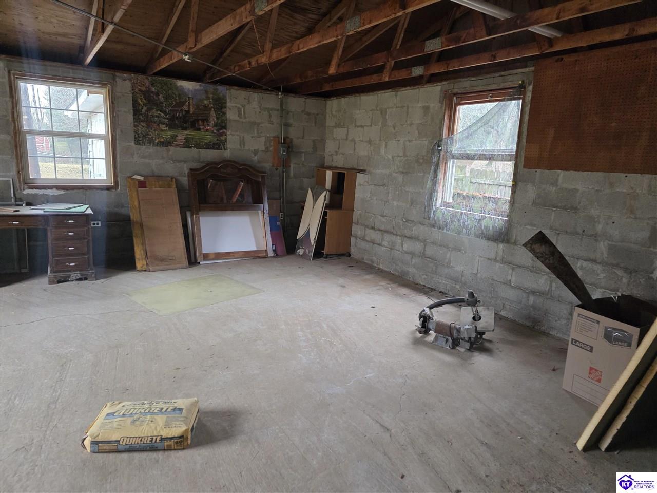 128 Parkside Circle Property Photo 33