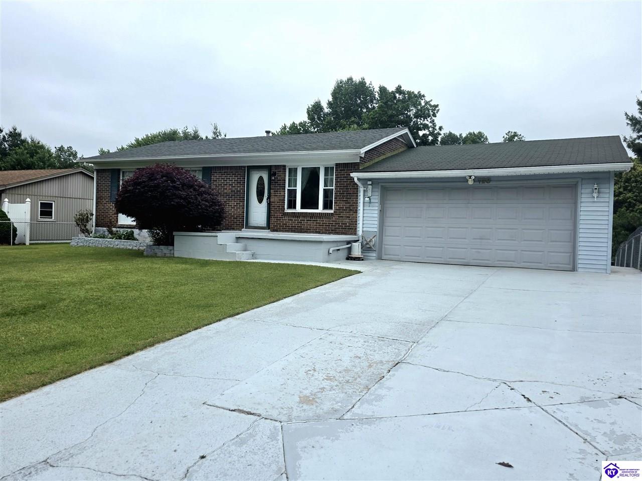 128 Parkside Circle Property Photo 42