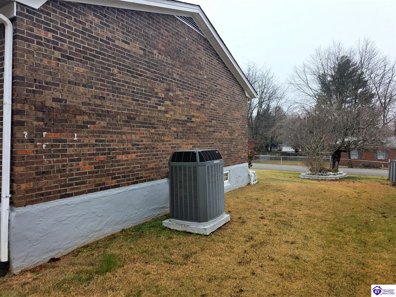 128 Parkside Circle Property Photo 44