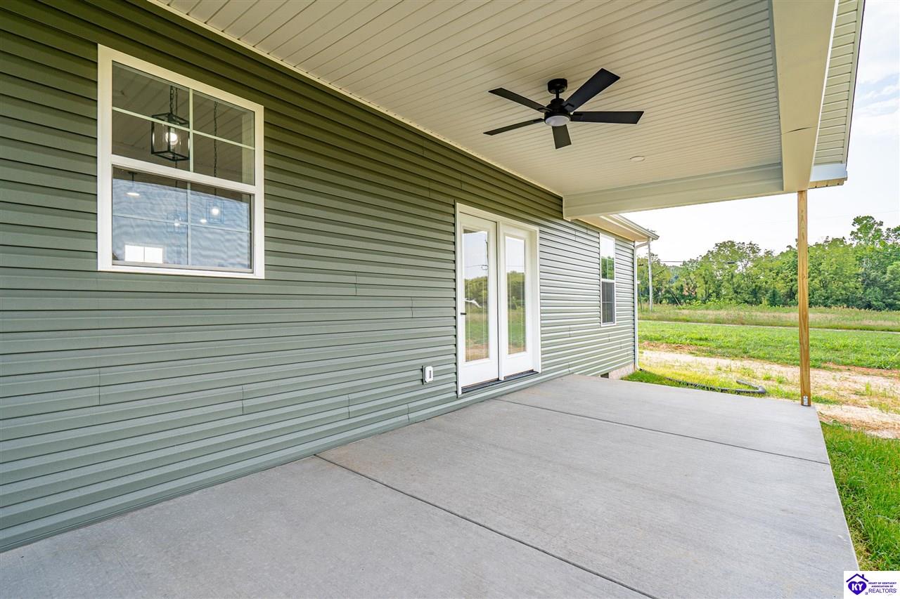 424 Lambrusco Way Property Photo 4
