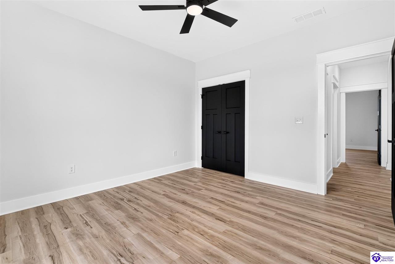 424 Lambrusco Way Property Photo 34