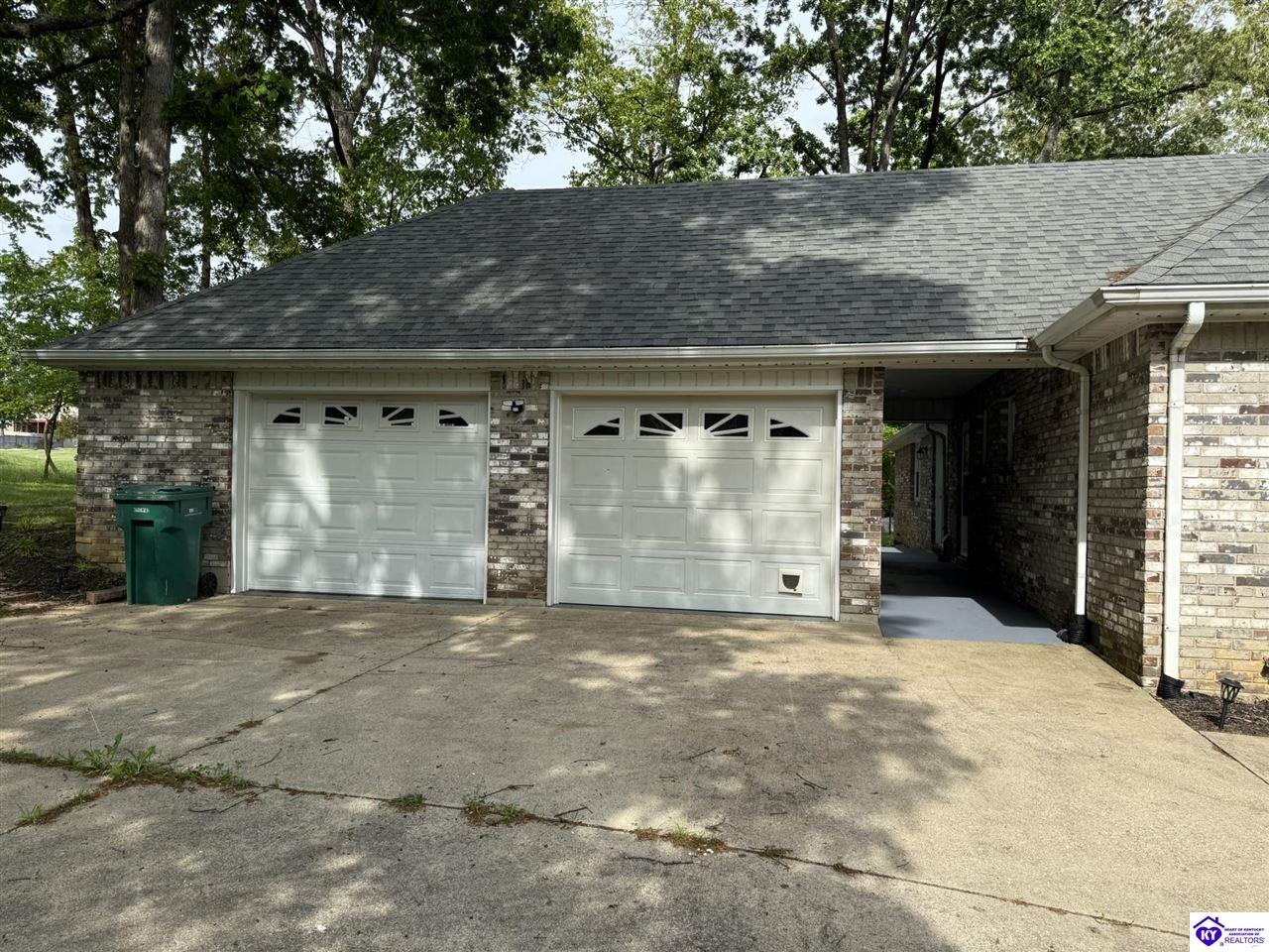 608 Birch Drive Property Photo 2