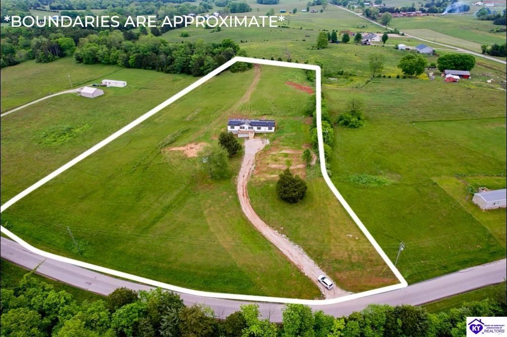 310 Ashtown Millerstown Rd Property Photo 5