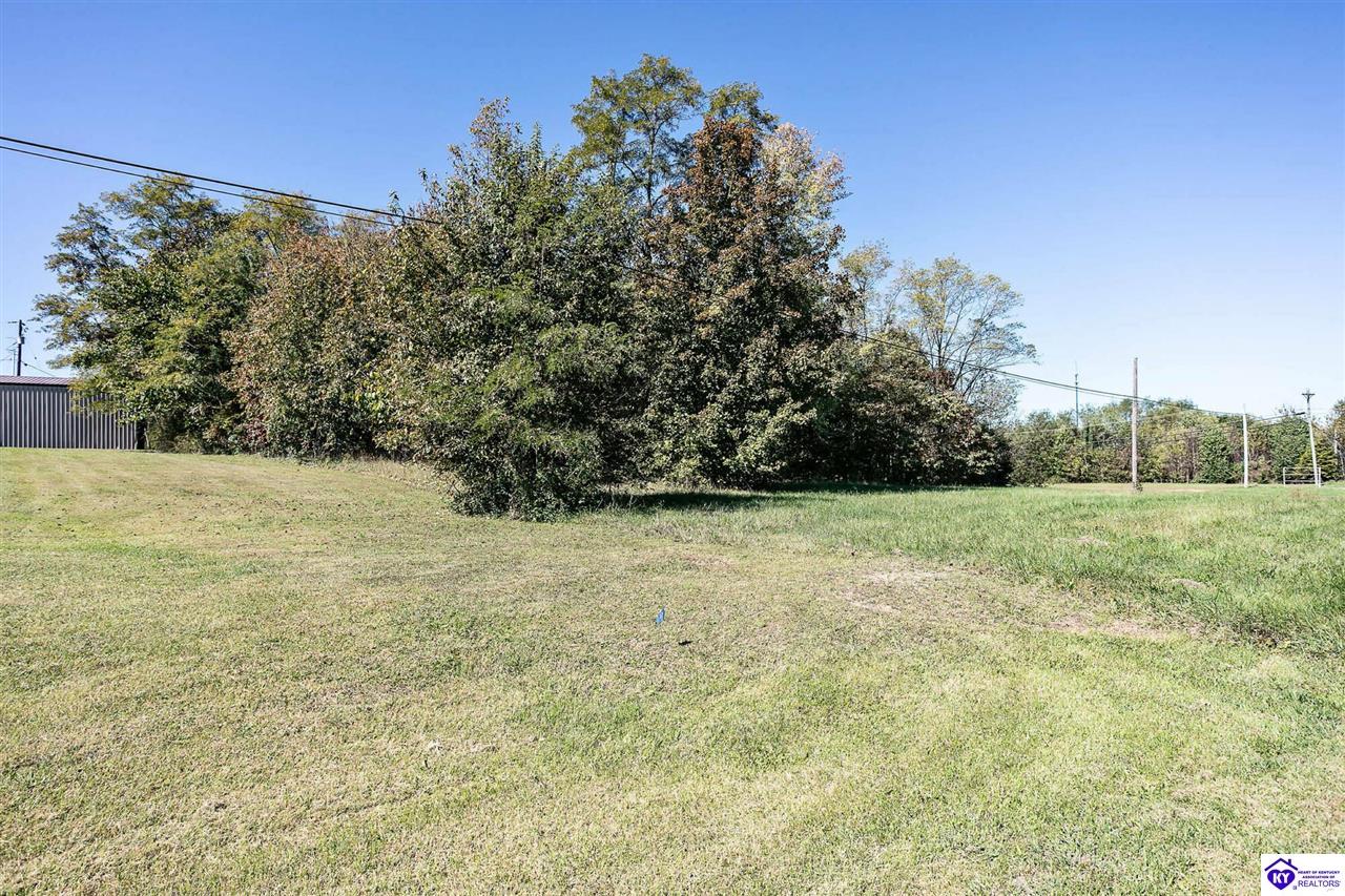 2393 S Dixie Boulevard Property Photo 6