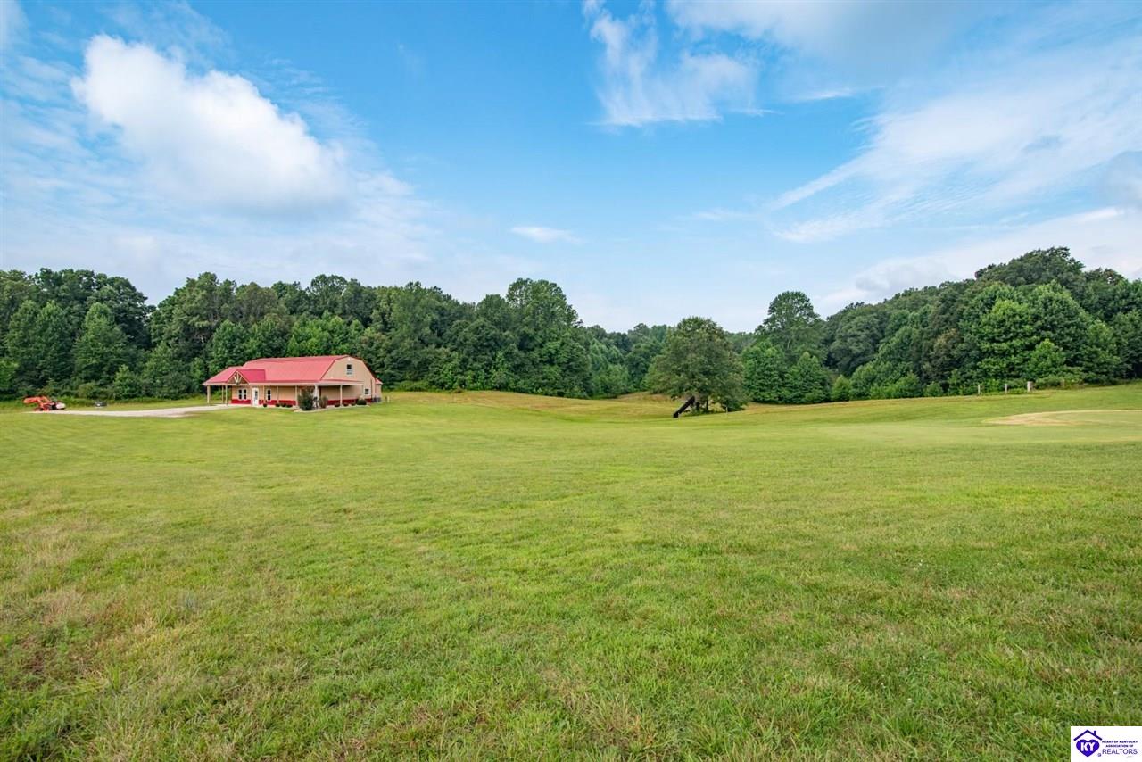 1096 Eastview Road Property Photo 14