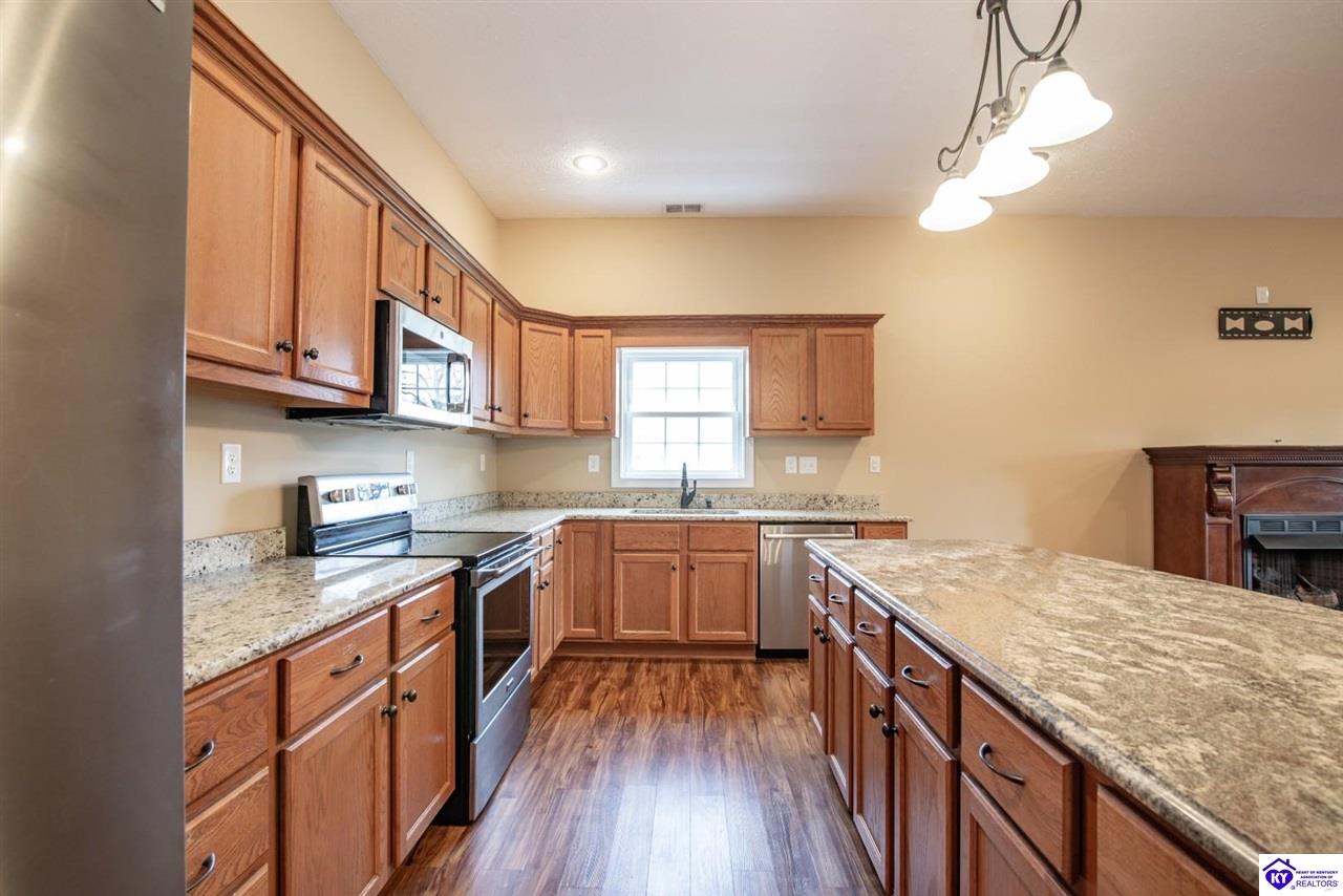 1096 Eastview Road Property Photo 26