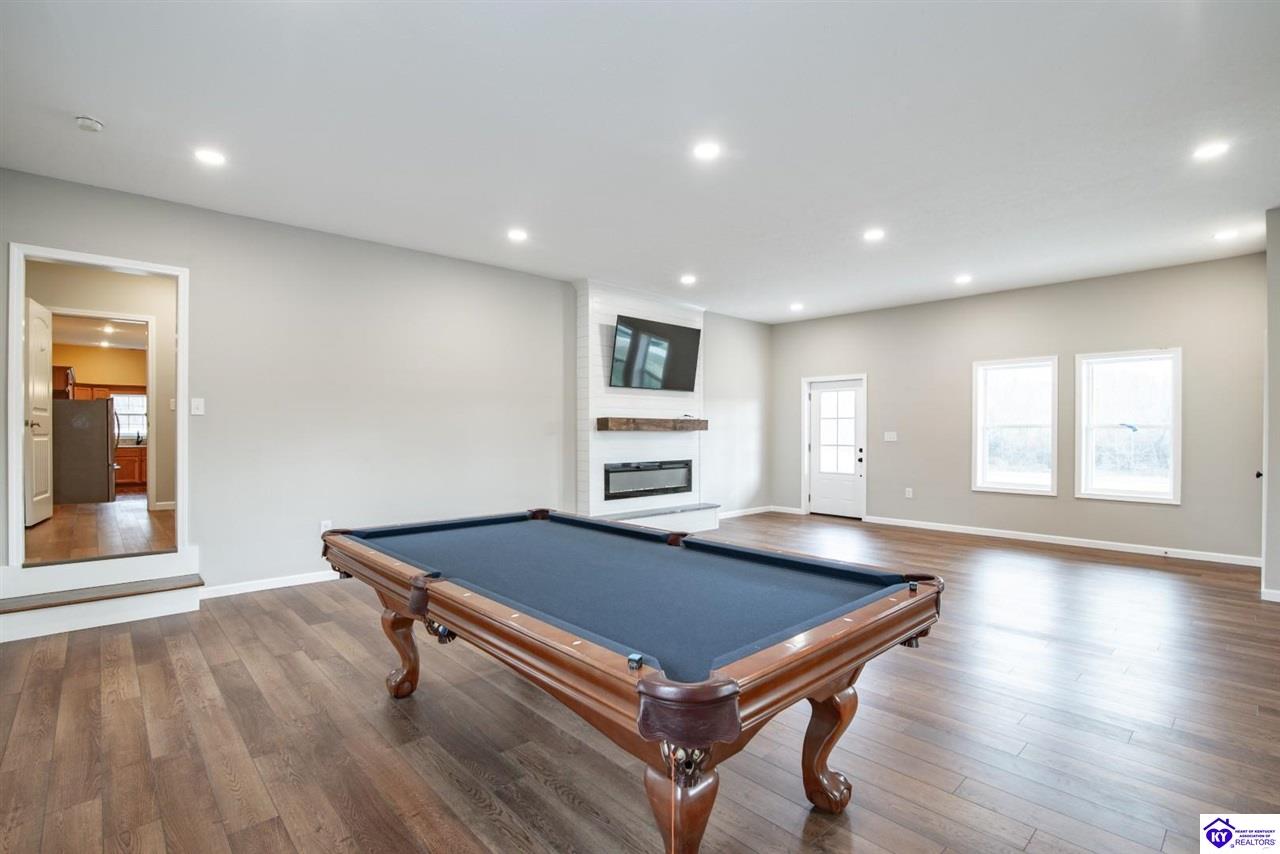 1096 Eastview Road Property Photo 44