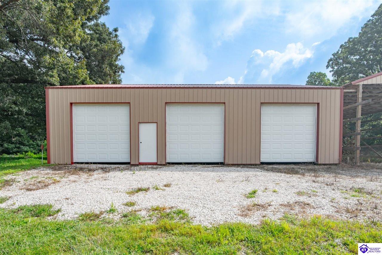1096 Eastview Road Property Photo 61