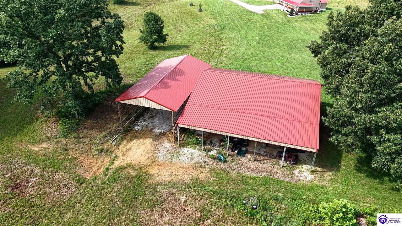1096 Eastview Road Property Photo 68