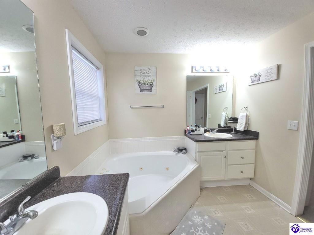 137 Byerly Boulevard Property Photo 28