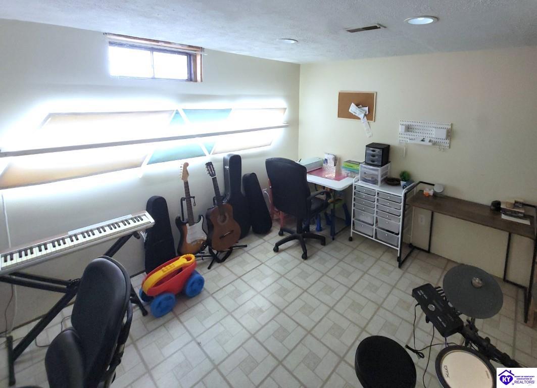 137 Byerly Boulevard Property Photo 40