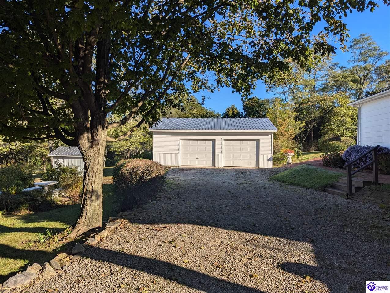 584 Grayson Street Property Photo 5