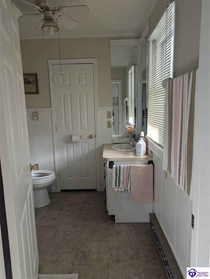 584 Grayson Street Property Photo 39