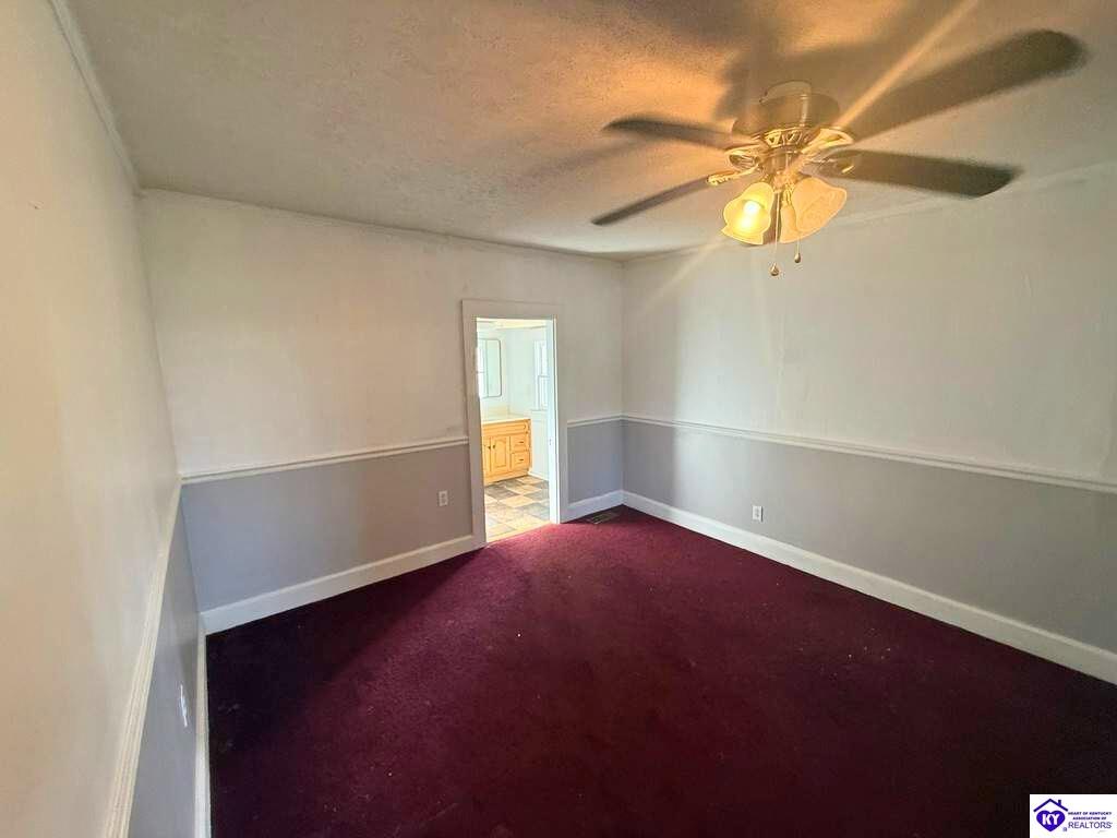 2512 Roseville Road Property Photo 4