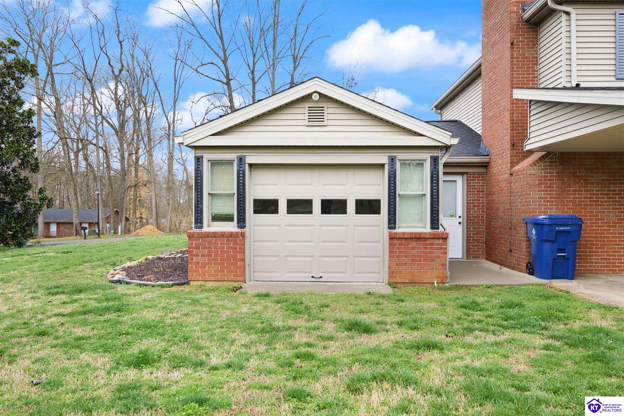 112 Canterbury Way Property Photo 12