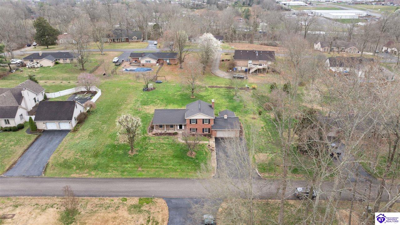 112 Canterbury Way Property Photo 49