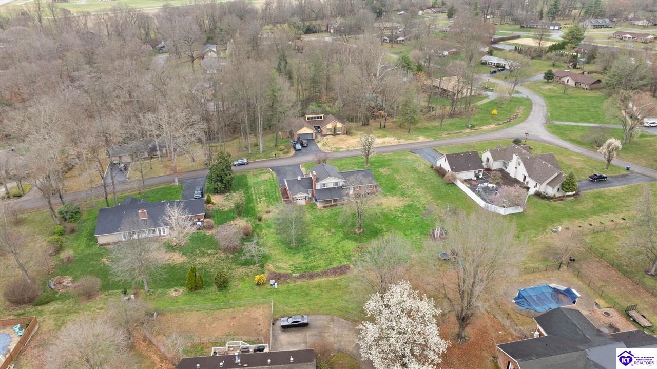 112 Canterbury Way Property Photo 62