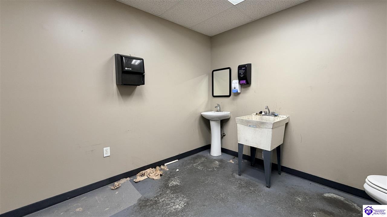 176 Judge Kenneth H Goff Drive Property Photo 16