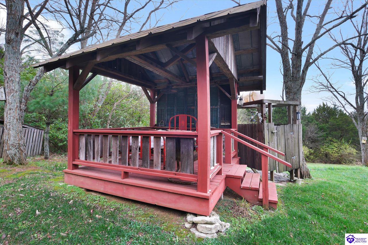 2945 N Greenbrier Rd Property Photo 62