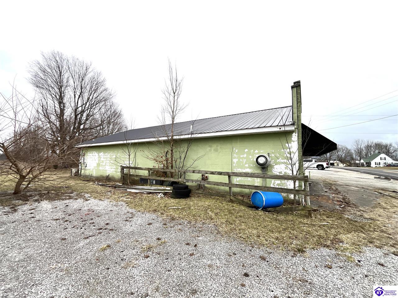7130 Greensburg Road Property Photo 3