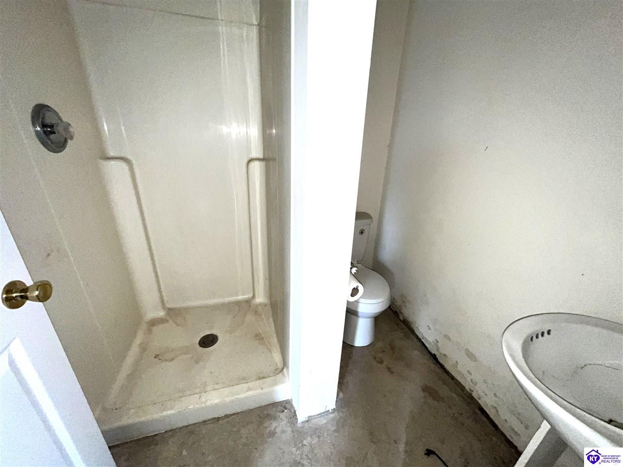 7130 Greensburg Road Property Photo 25