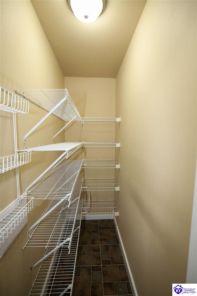 384 Schoolside Drive Property Photo 7