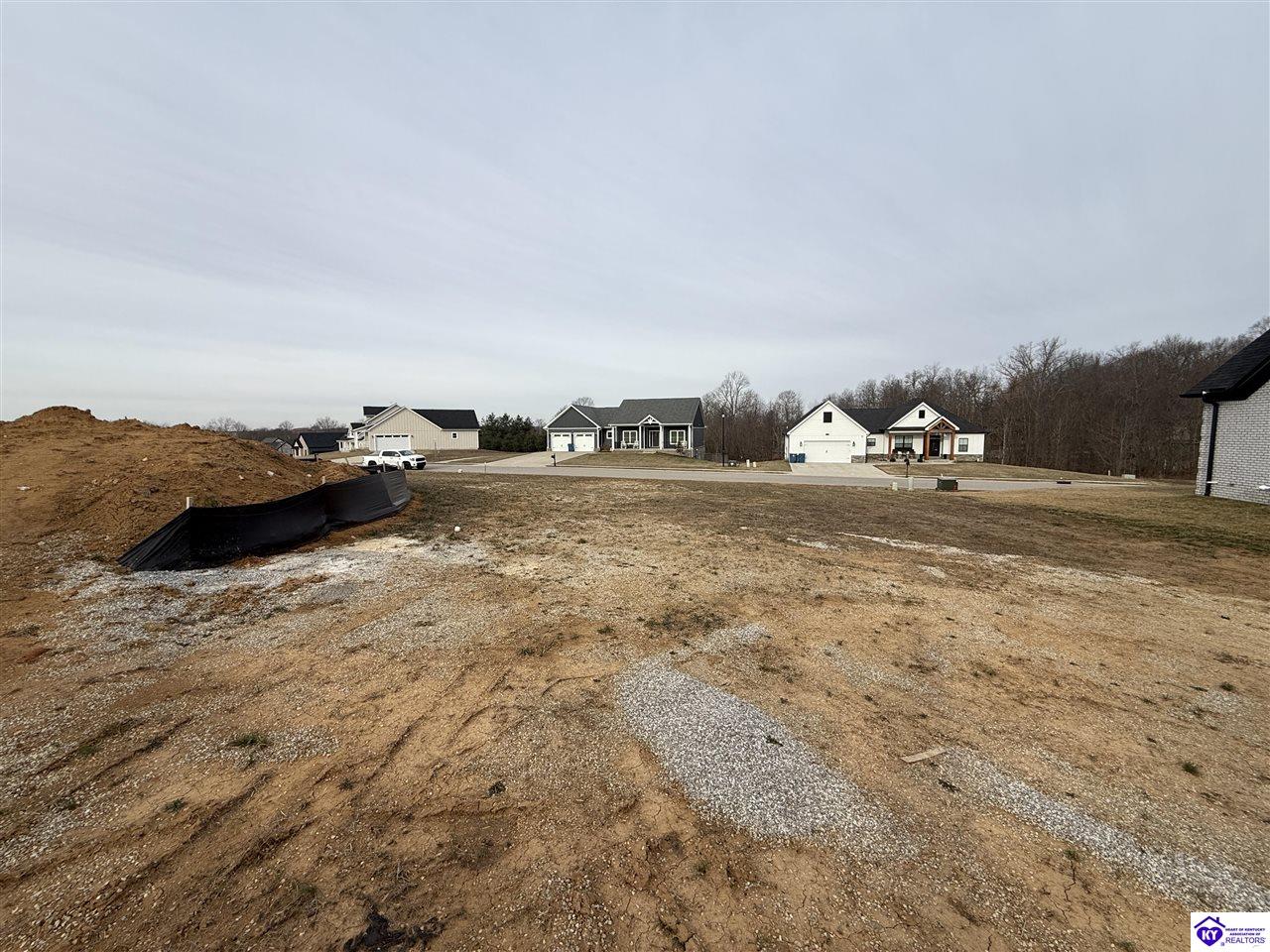 105 Barkley Ct Property Photo 3