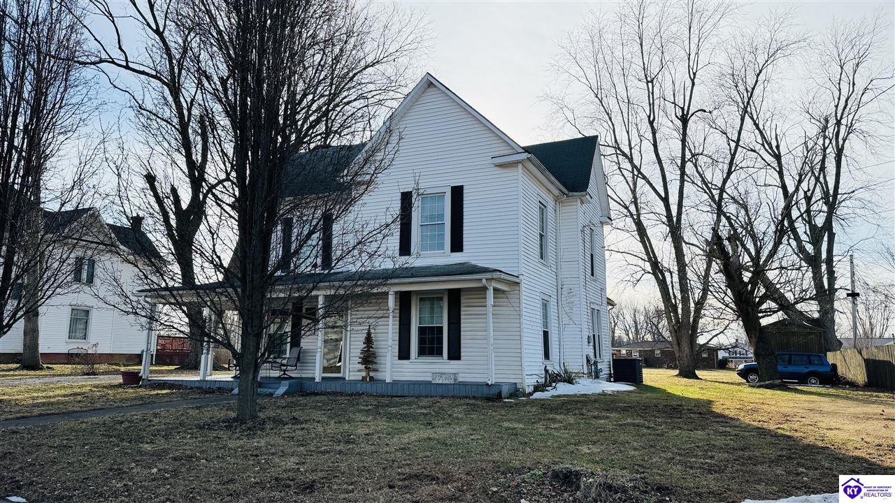 104 N Main Street Property Photo 6