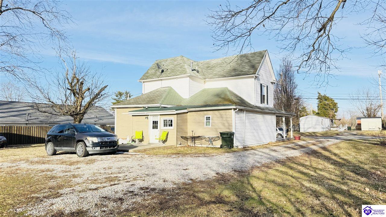 104 N Main Street Property Photo 8