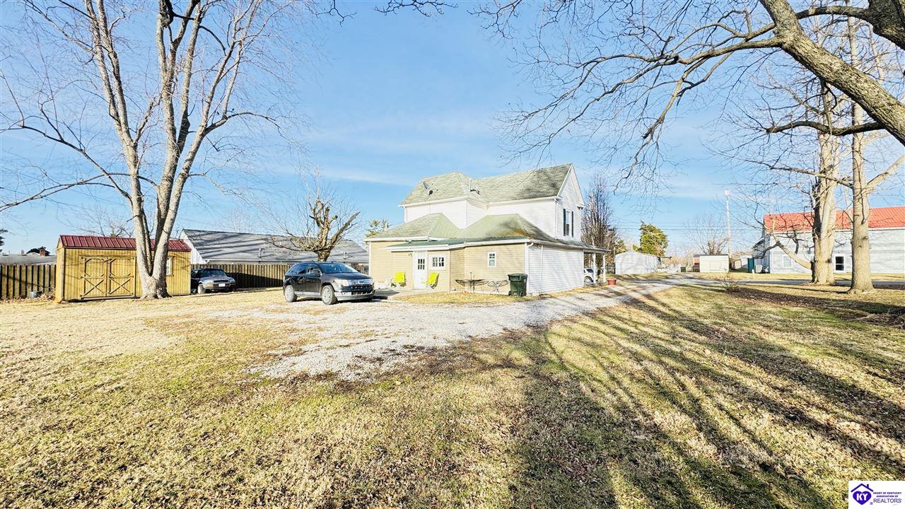 104 N Main Street Property Photo 9