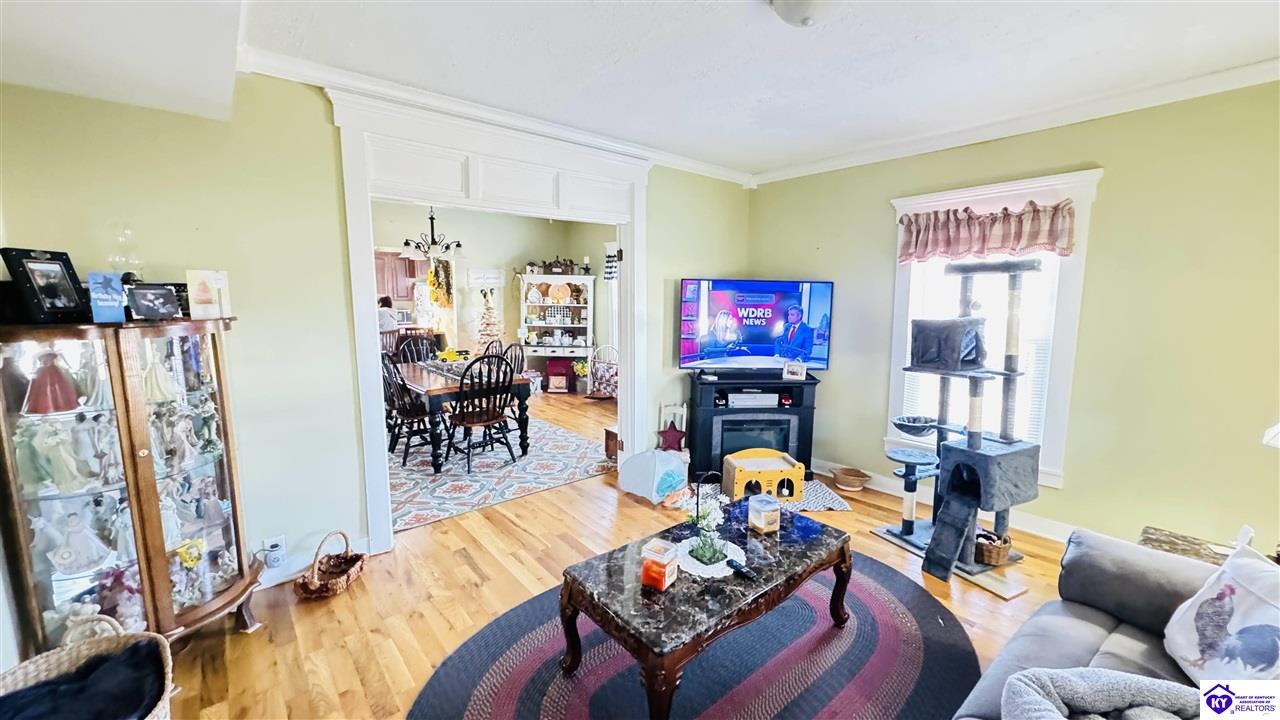 104 N Main Street Property Photo 14