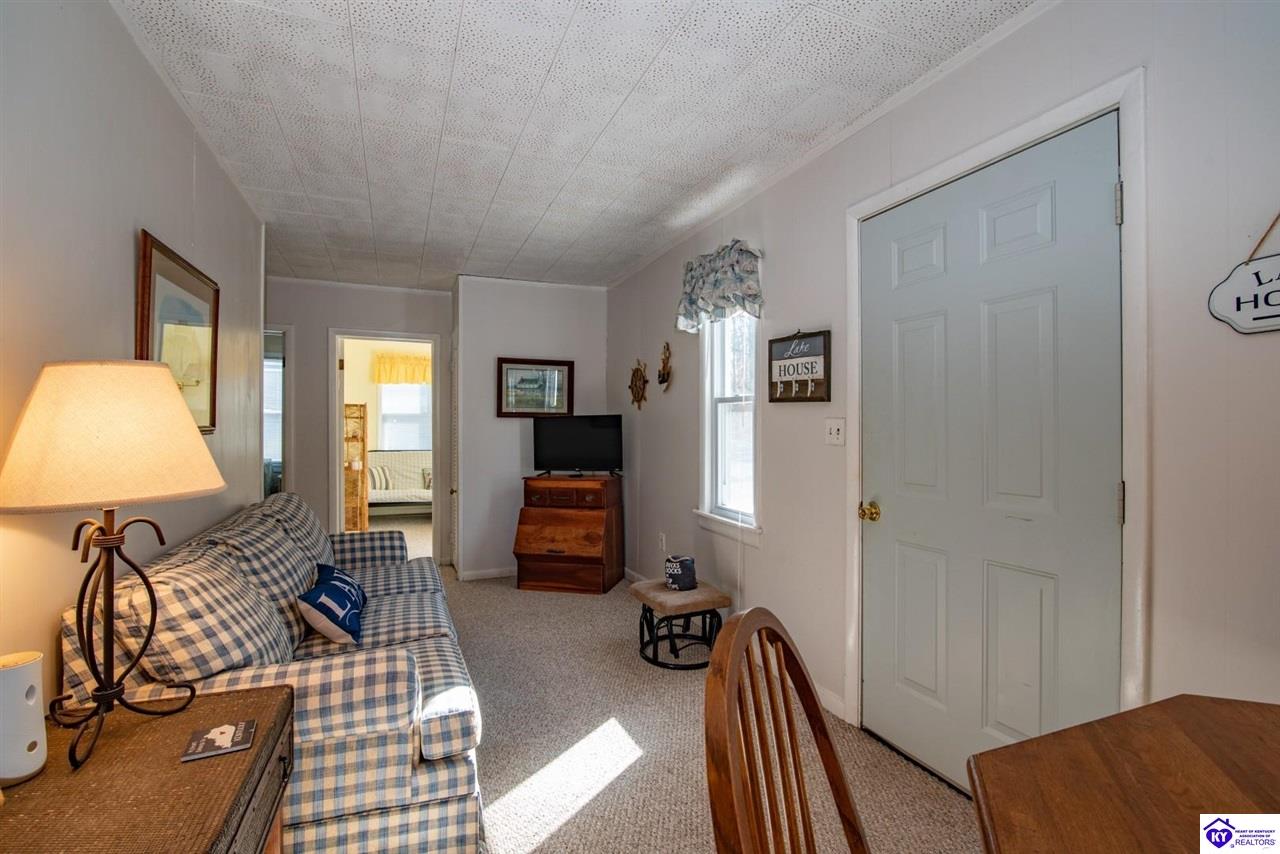 1588 Robbin Lane Property Photo 20