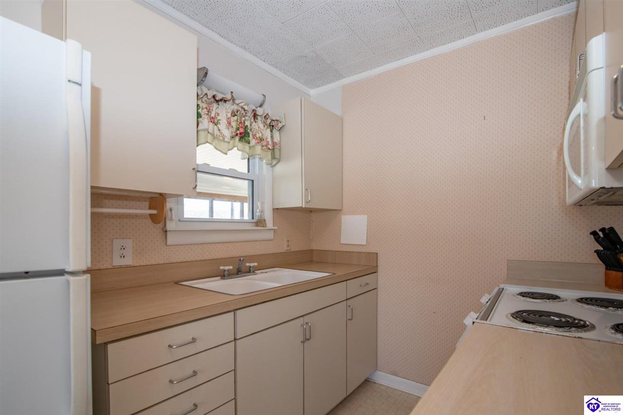1588 Robbin Lane Property Photo 25
