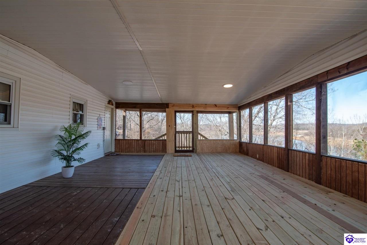 1588 Robbin Lane Property Photo 37