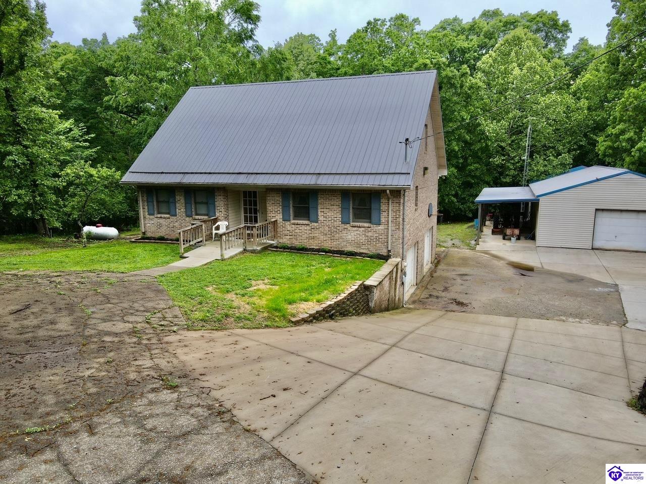 1060 Concord Point Road Property Photo 5