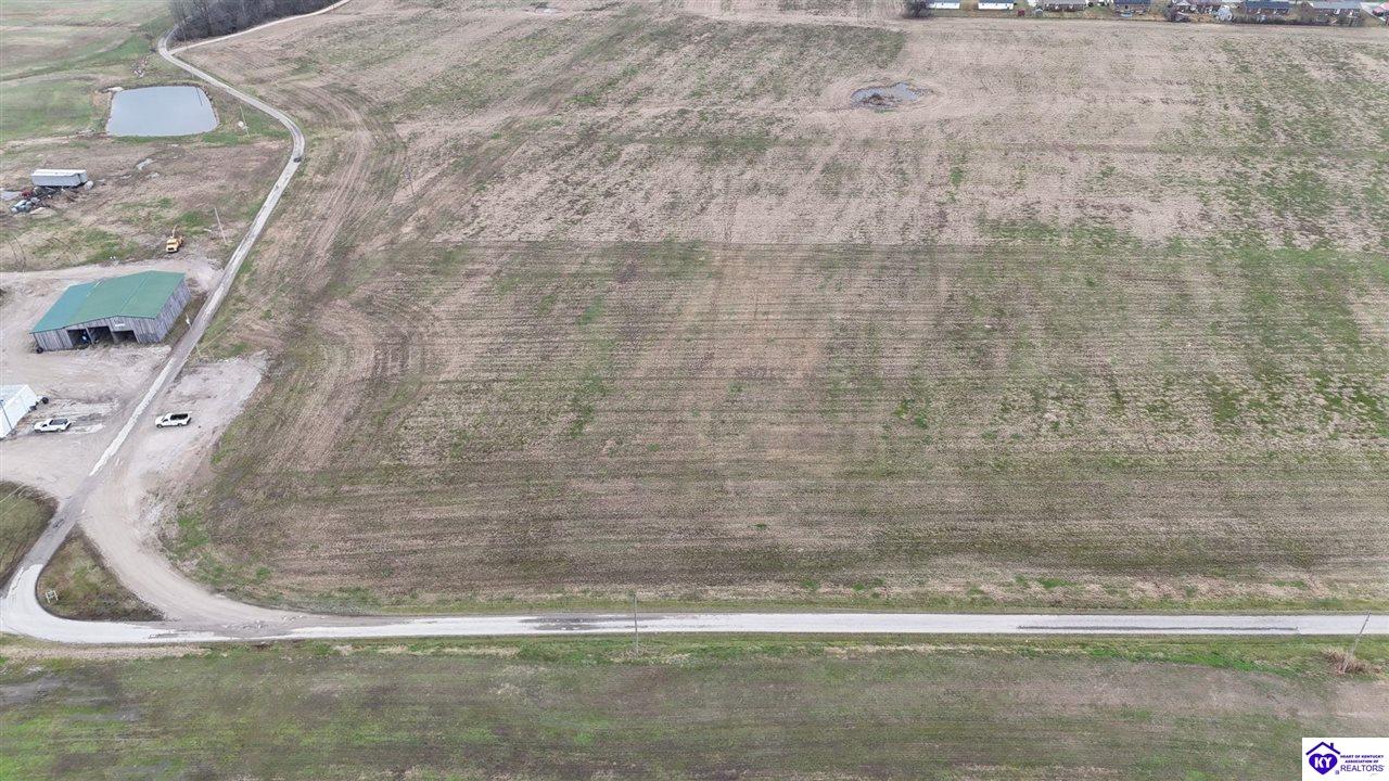 188 Fred Phillips Lane Property Photo 8