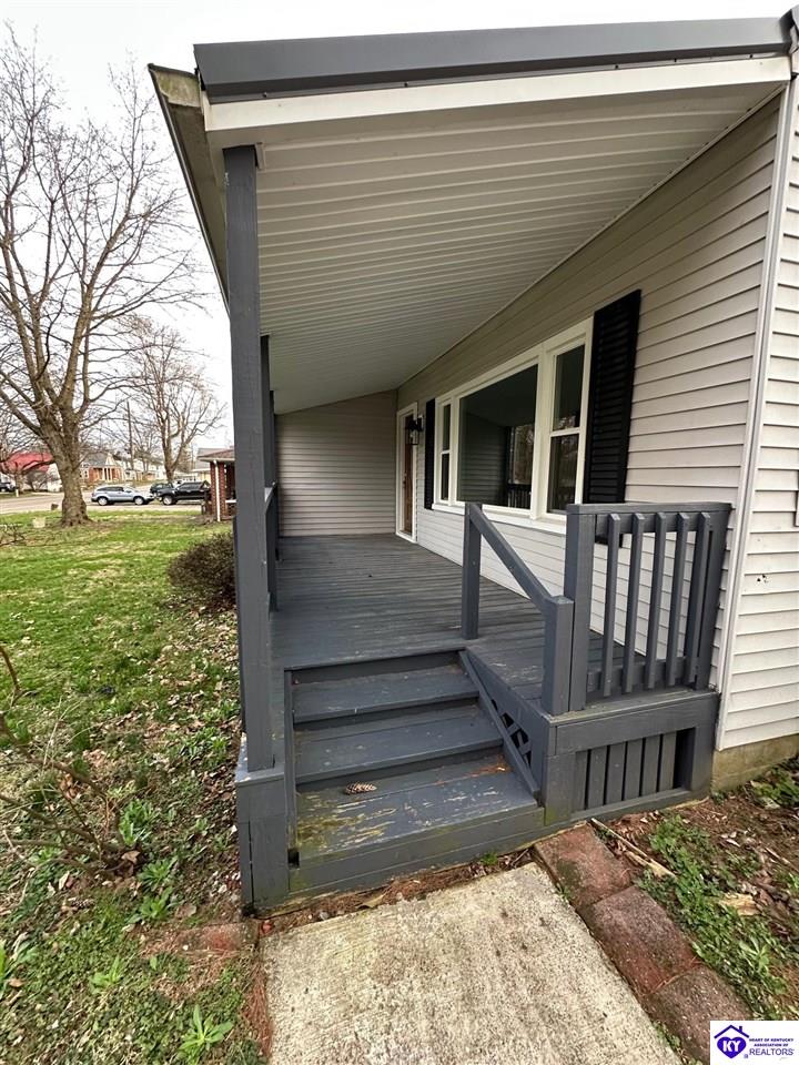 257 N Walnut Street Property Photo 3
