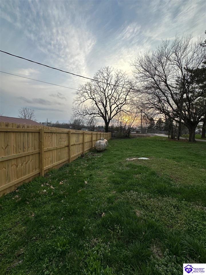 257 N Walnut Street Property Photo 5